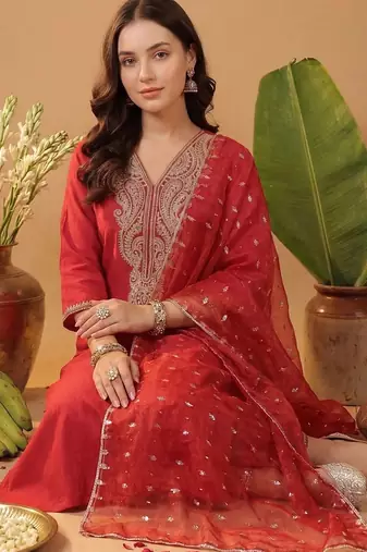 women ethnic motifs embroidered regular thread work liva kurta with trousers & with dupatta