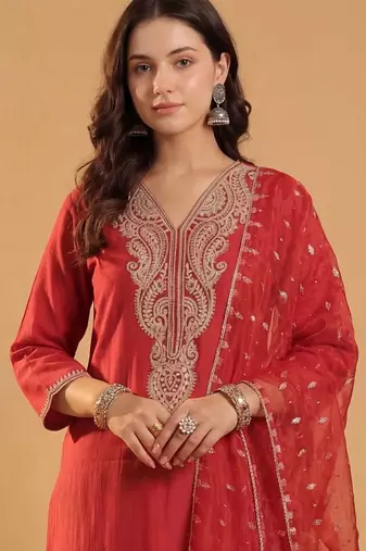 women ethnic motifs embroidered regular thread work liva kurta with trousers & with dupatta