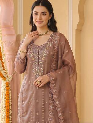women ethnic motifs embroidered regular beads and stones kurta with trousers & with dupatta 2