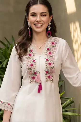 women floral embroidered regular thread work kurta with palazzos