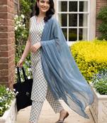 women ethnic motifs printed regular cotton kurta with trousers & with dupatta