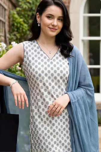 women ethnic motifs printed regular cotton kurta with trousers & with dupatta