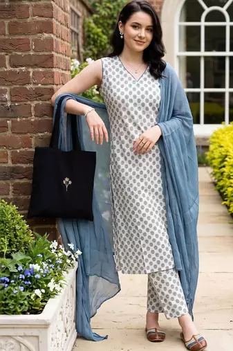 women ethnic motifs printed regular cotton kurta with trousers & with dupatta