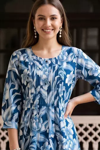 women floral printed pleated cotton kurta with trousers