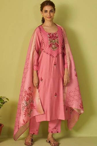 women ethnic motifs embroidered regular thread work kurta with trousers & with dupatta