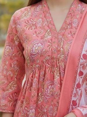 women floral printed empire cotton kurta with trousers & with dupatta 4