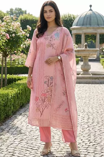 women floral printed regular kurta with trousers & with dupatta