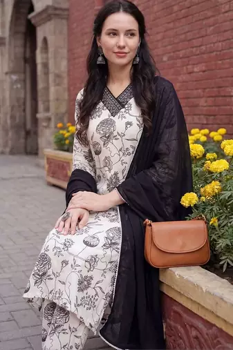 women floral printed regular thread work cotton kurta with trousers & with dupatta