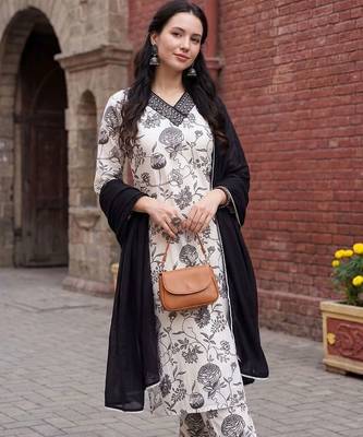 women floral printed regular thread work cotton kurta with trousers & with dupatta 6