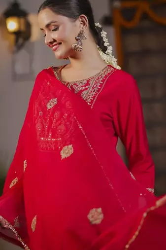 women ethnic motifs embroidered regular liva kurta with trousers & with dupatta