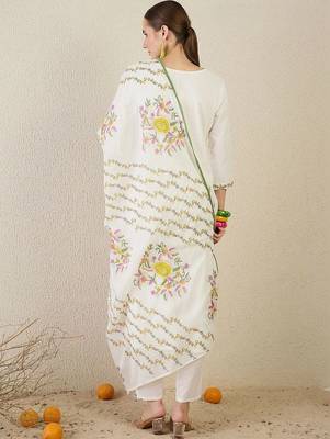 women floral embroidered regular thread work cotton kurta with trousers & with dupatta 7