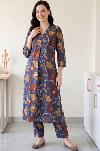 women floral printed regular cotton kurta with trousers