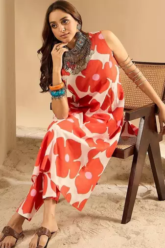 women floral printed regular cotton kurta with trousers