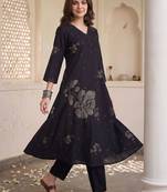 women floral printed regular cotton kurta with trousers
