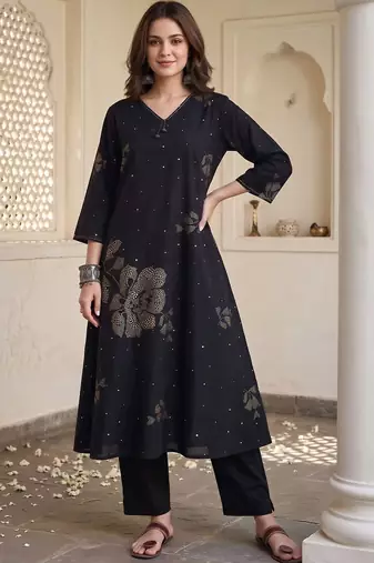 women floral printed regular cotton kurta with trousers