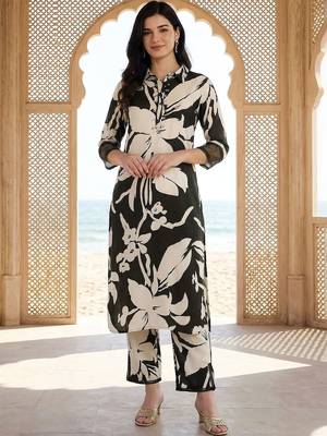women floral printed regular kurta with trousers 1