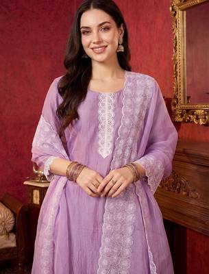 women regular thread work kurta with trousers & with dupatta 2