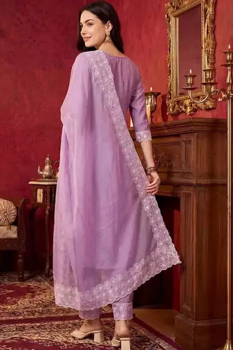 women regular thread work kurta with trousers & with dupatta