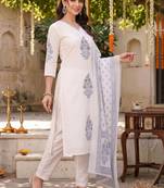 women ethnic motifs printed regular cotton kurta with trousers & with dupatta