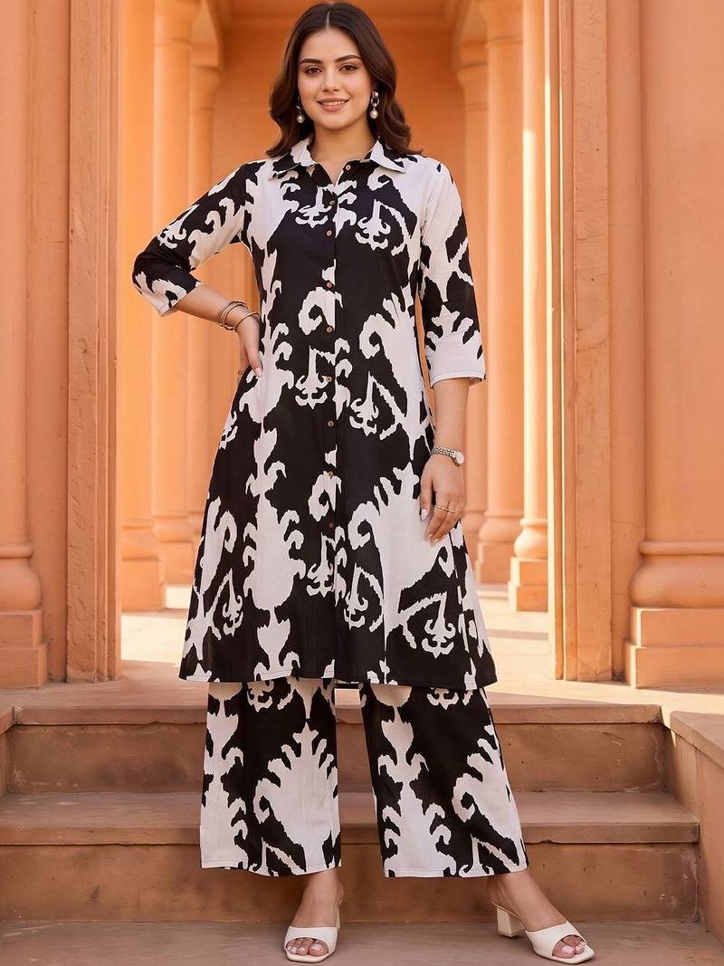 women ethnic motifs printed regular cotton kurta with palazzos
