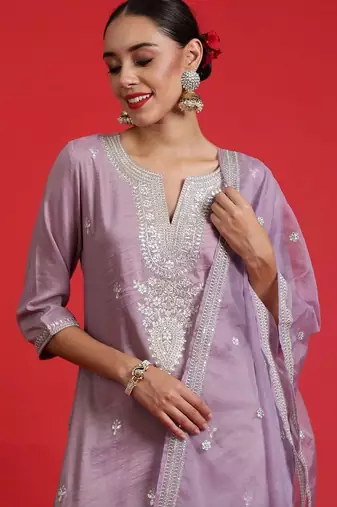 women ethnic motifs embroidered regular thread work kurta with trousers & with dupatta
