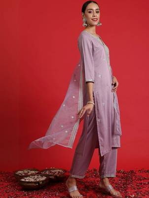 women ethnic motifs embroidered regular thread work kurta with trousers & with dupatta 5
