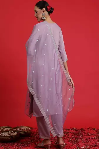 women ethnic motifs embroidered regular thread work kurta with trousers & with dupatta