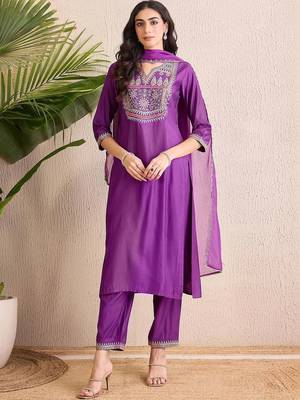 women ethnic motifs embroidered regular thread work liva kurta with trousers & with dupatta 1