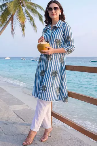 women printed regular cotton kurta with trousers