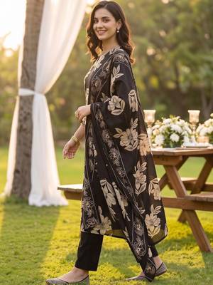 women floral printed regular thread work chanderi silk kurta with trousers & with dupatta 2