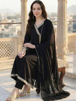 women angrakha kurta with trousers & with dupatta 6