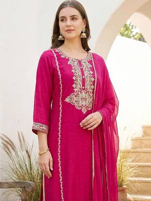 women ethnic motifs embroidered regular thread work kurta with trousers & with dupatta 5