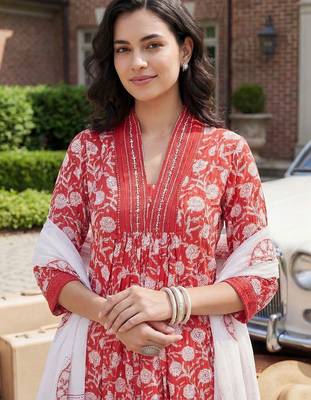 women floral printed empire cotton kurta with trousers & with dupatta 2
