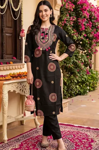 women ethnic motifs embroidered regular thread work cotton kurta with trousers