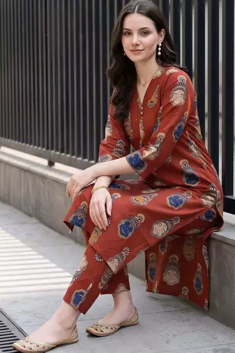 women ethnic motifs printed regular cotton kurta with trousers