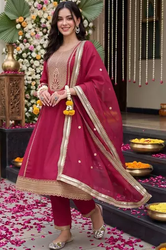 women ethnic motifs embroidered regular kurta with trousers & with dupatta