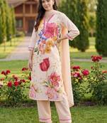 women floral printed regular linen kurta with trousers & with dupatta