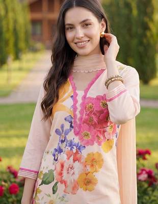 women floral printed regular linen kurta with trousers & with dupatta 4