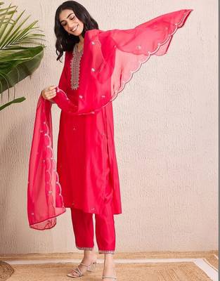 women ethnic motifs embroidered regular thread work liva kurta with trousers & with dupatta 5
