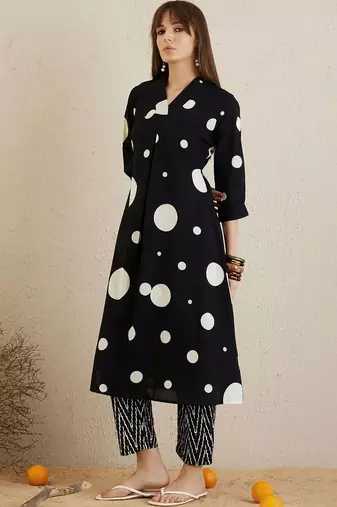 women printed regular cotton kurta with trousers
