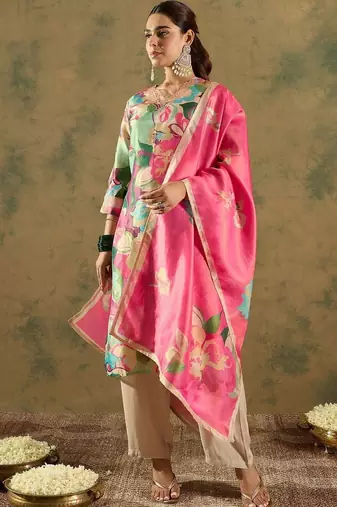women floral printed regular thread work kurta with palazzos & with dupatta