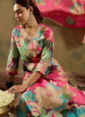 women floral printed regular thread work kurta with palazzos & with dupatta 7