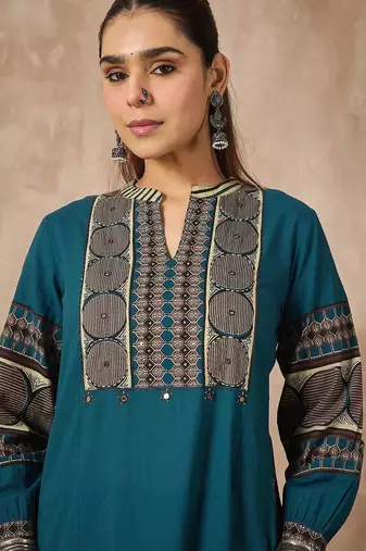 women ethnic motifs printed regular cotton kurta with trousers