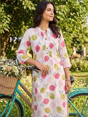 women printed regular cotton kurta with trousers 2