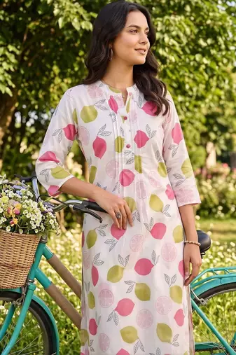 women printed regular cotton kurta with trousers