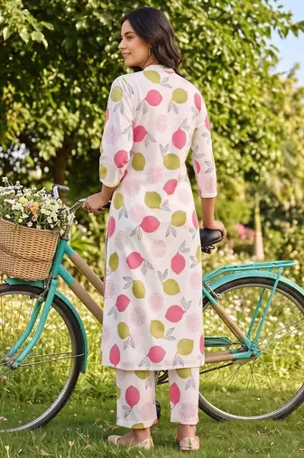 women printed regular cotton kurta with trousers