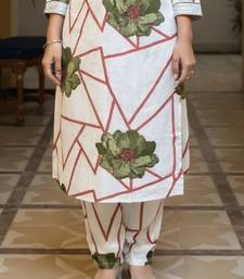 women floral printed regular cotton kurta with trousers