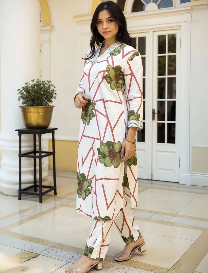 women floral printed regular cotton kurta with trousers