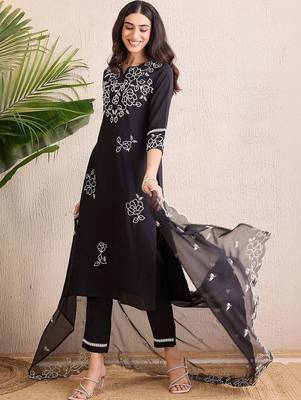 women ethnic motifs embroidered regular thread work kurta with trousers & with dupatta 6