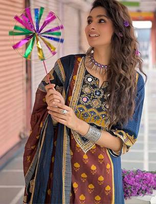 ethnic motifs printed cotton straight kurta with trousers & dupatta 2